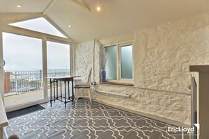 Photo 21- click for photo gallery